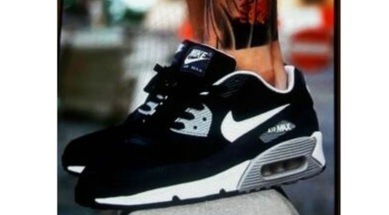 Nike Air Max حذاء