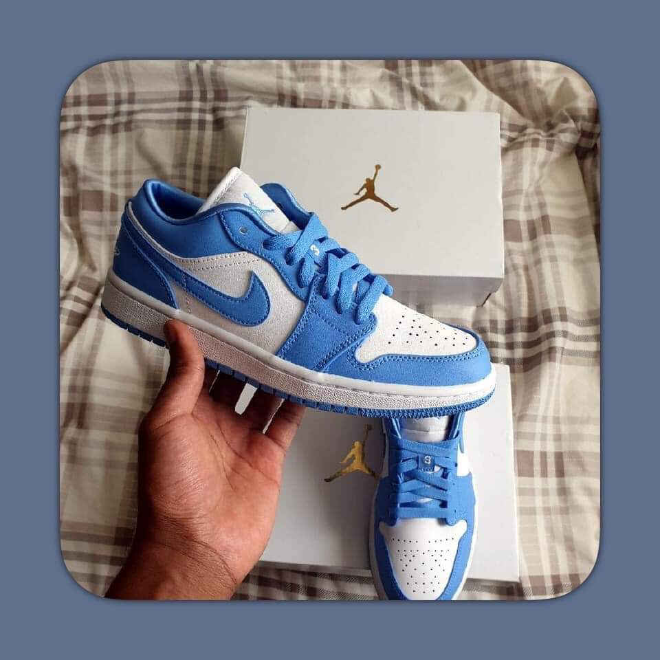 Nike Shoes Air Jordan حذاء رياضي للسيدات باللون الازرق