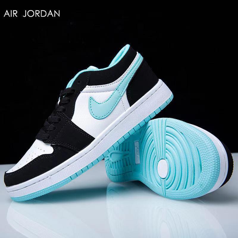 Air Jordan 1 Low  حذاء رياضي