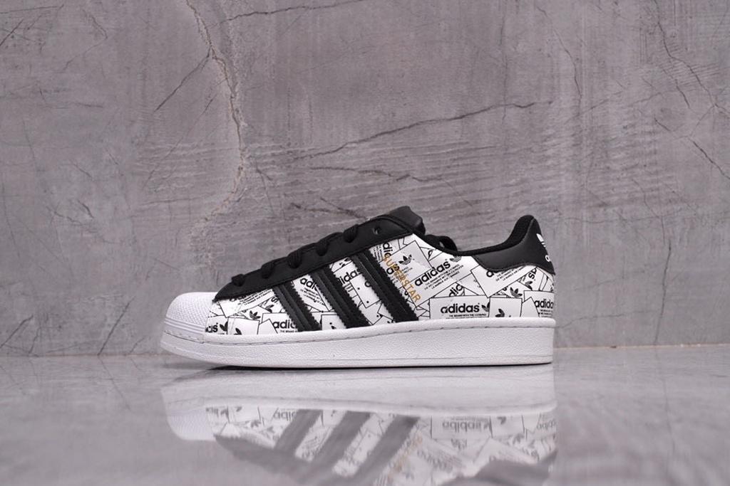 Adidas  - حذاء Superstar